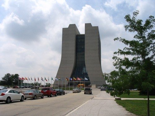 Fermilab_WilsonHall